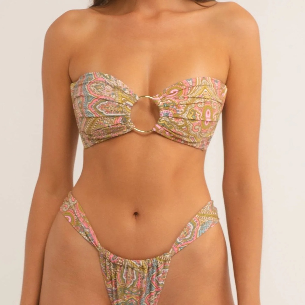 NWT MONTCE Ali Paisley Print Bikini Set